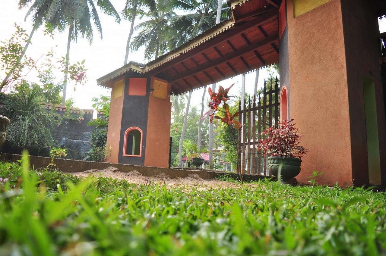 Soba Lanka Holiday Resort Melsiripura Exterior photo