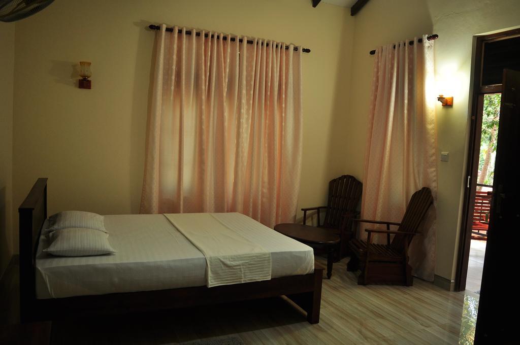 Soba Lanka Holiday Resort Melsiripura Exterior photo