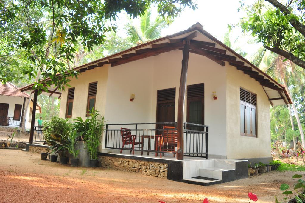Soba Lanka Holiday Resort Melsiripura Exterior photo